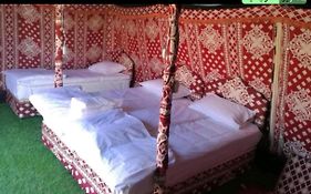 Crescent Desert Private Camp